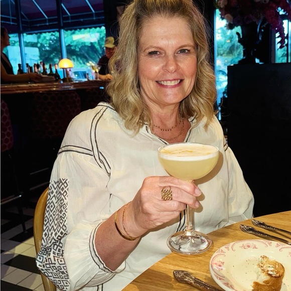 Meet your Posher, Trisha - Picture 1 of 1